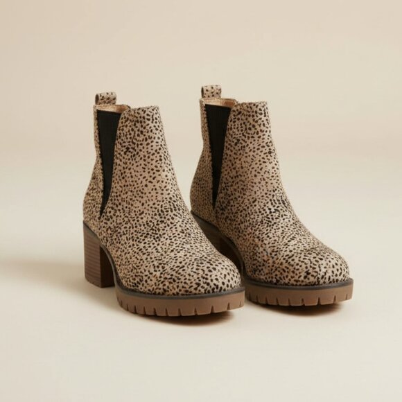 Altar'd State Shoes - Altar'd State Boots Size 7M Cheetah Print Pull On Cheetah Print